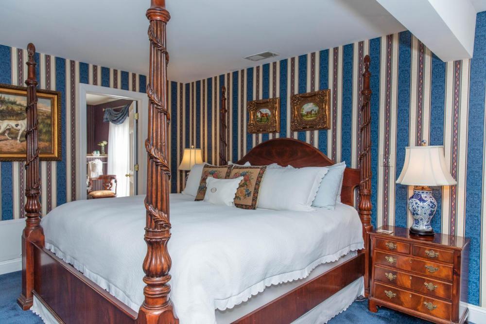 King Room interior