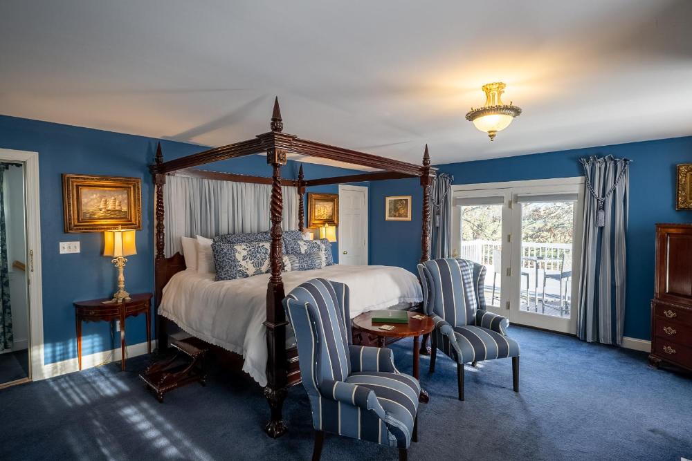 King Room interior