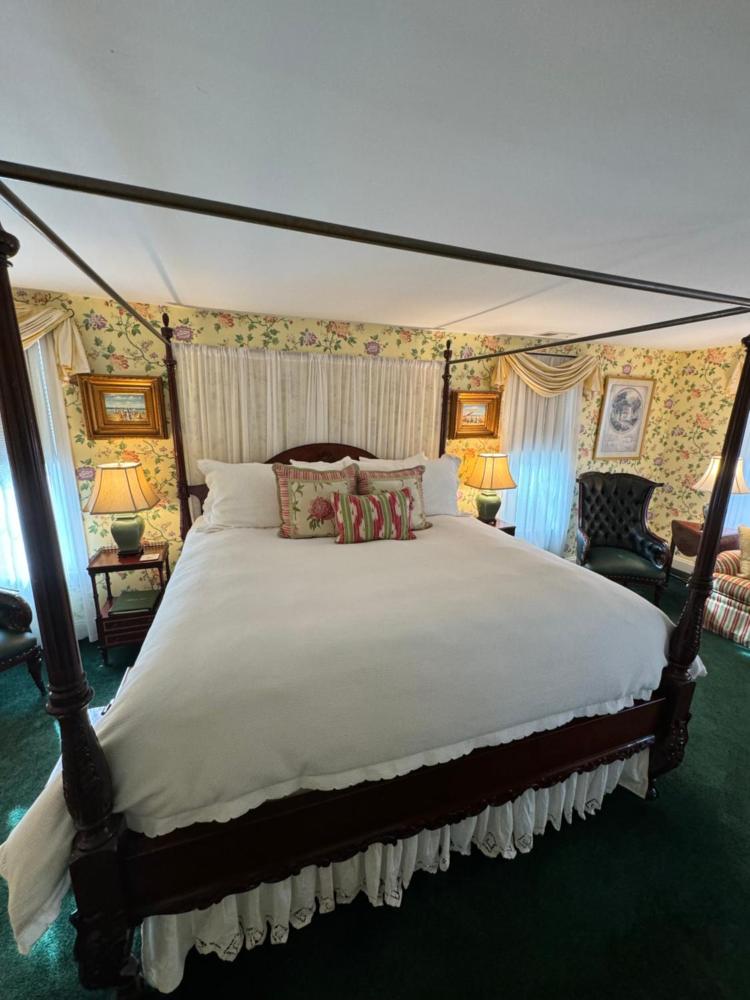 King Room interior